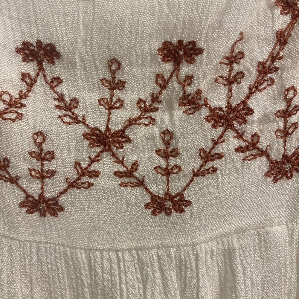 Free People Embroidered Sun Dress Smocked Spaghetti Straps Keyhole Back Size M - Picture 7 of 10